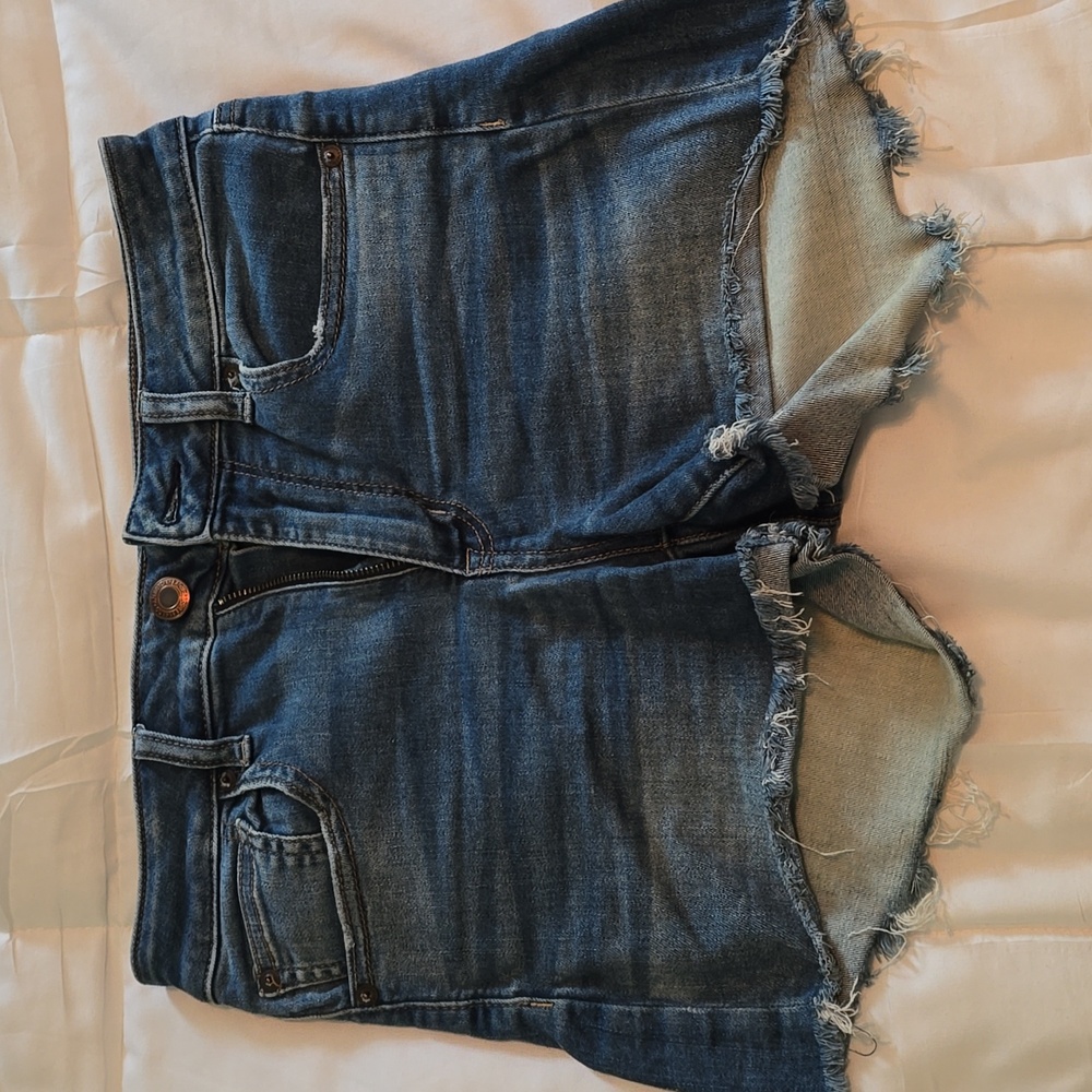 American Eagle Hi Rise Shortie